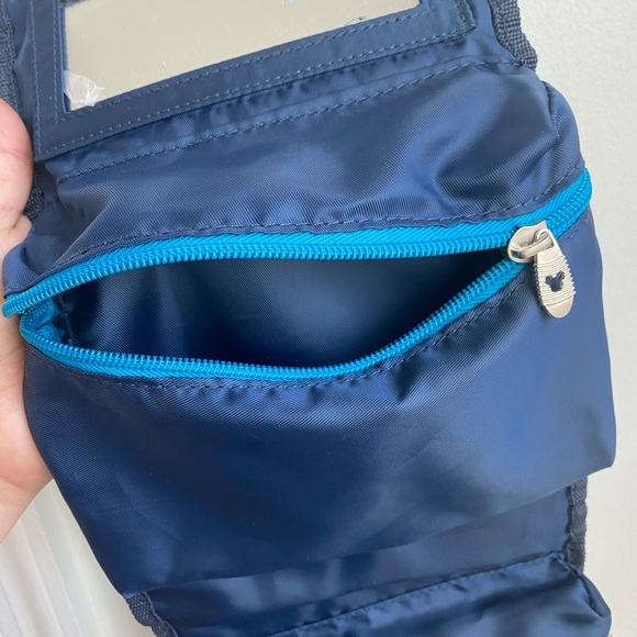 Mickey Mouse Disney TAG Hanging Toiletry Bag NWT Disney Parks - Picture 4 of 4